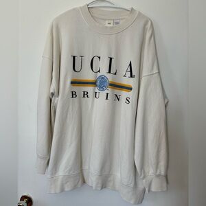 🎉4/30$🎉 UCLA Bruins Cream Sweatshirt – Men’s Size Medium 💙💛